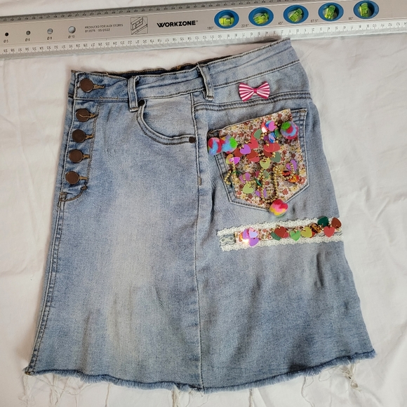 Girls Denim Skirt Upcycled Button Up Stretch Blue Denim. PARTY Christmas  size 6 - Picture 4 of 12